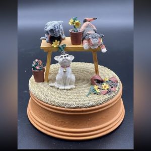 Cats on Bench With Flower Pots DCI 1995 San Francisco Music Box 5", Rare